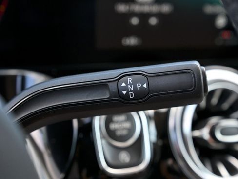 Used 2022 Mercedes-Benz GLA 250 image 33