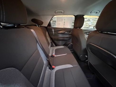 Used 2023 Chevrolet TrailBlazer LT w/ Convenience Package AWD/4WD image 34