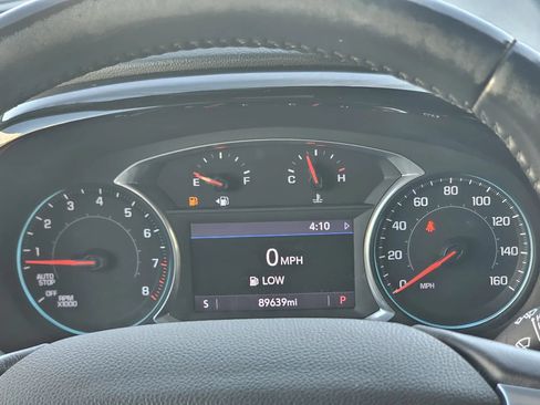 Used 2022 Chevrolet Traverse LT AWD/4WD image 30