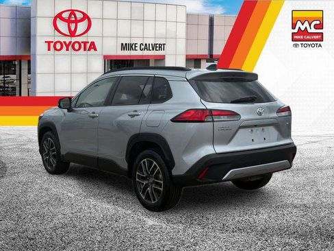 Certified 2026 Toyota Corolla Cross XLE FWD image 3