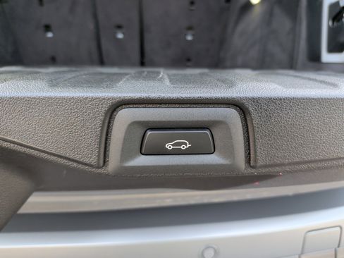 Certified 2025 BMW X5 M60i image 40