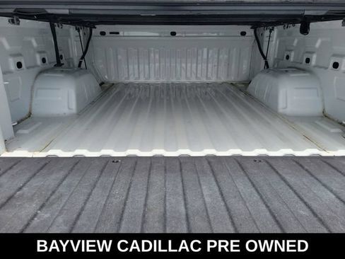 Used 2022 Chevrolet Silverado 1500 RST w/ Convenience Package II RWD image 10