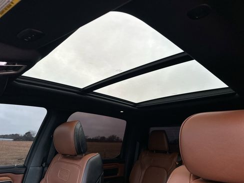 Used 2020 RAM 1500 Limited image 22