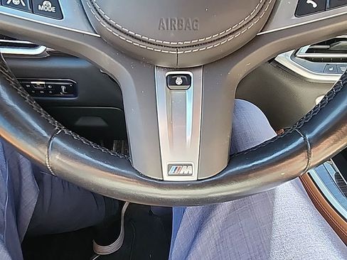 Used 2023 BMW X5 sDrive40i w/ Executive Package image 9