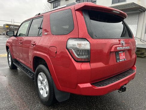 Certified 2022 Toyota 4Runner SR5 Premium w/ Moonroof Package image 7