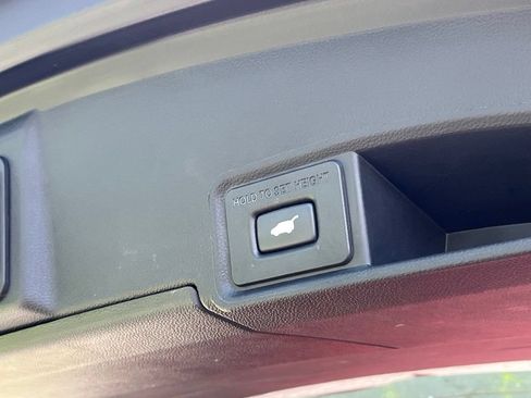 Used 2019 Acura RDX AWD w/ Advance Package image 25