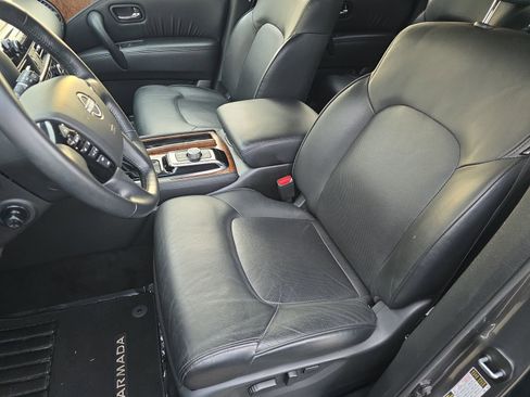 Used 2024 Nissan Armada SL w/ Captain's Chairs Package image 23