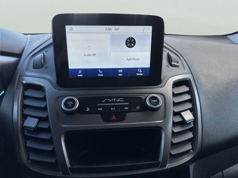 Used 2022 Ford Transit Connect XLT image 18