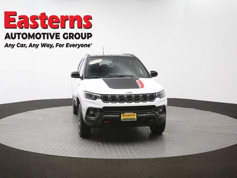 Used 2024 Jeep Compass Trailhawk AWD/4WD image 51