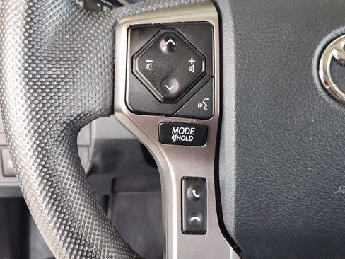 Used 2023 Toyota Tacoma SR5 RWD image 27