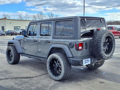 Used 2019 Jeep Wrangler Unlimited Sport S image 5