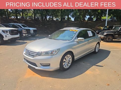 Used 2013 Honda Accord EX image 3