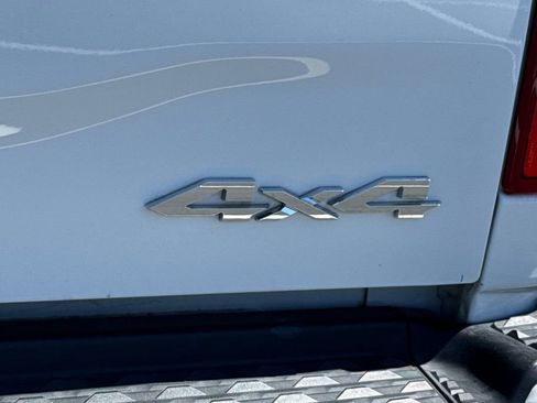 Used 2024 RAM 2500 Laramie image 13