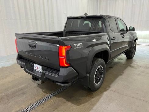 New 2026 Toyota Tacoma TRD Off-Road AWD/4WD image 3