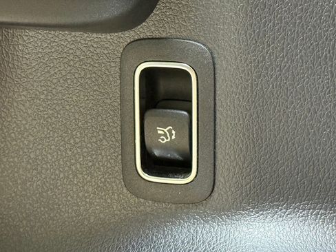 Used 2021 Mercedes-Benz GLA 45 AMG 4MATIC image 18