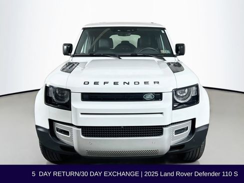 Used 2025 Land Rover Defender 110 S AWD/4WD image 2