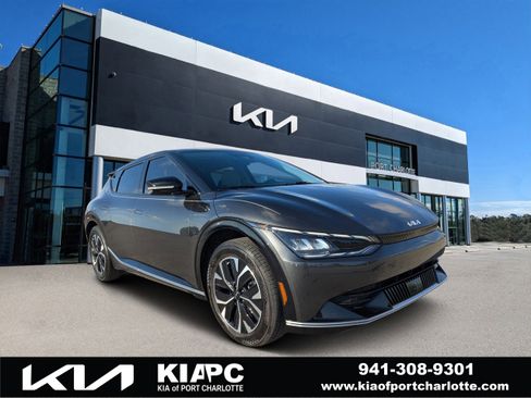 Certified 2022 Kia EV6 Wind image 1
