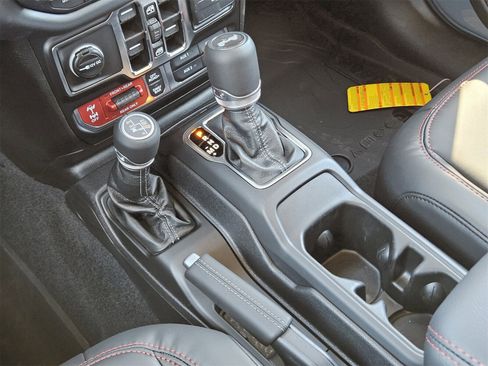 New 2025 Jeep Wrangler Unlimited Rubicon image 22