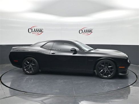 Used 2020 Dodge Challenger R/T w/ Blacktop Package image 6