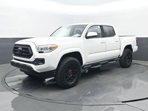 Used 2022 Toyota Tacoma SR w/ SR Convenience Package image 23