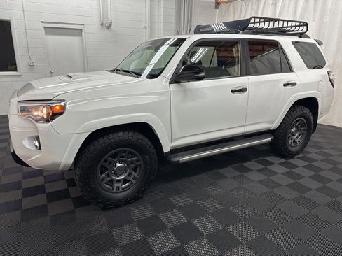 Used 2020 Toyota 4Runner Venture image 5