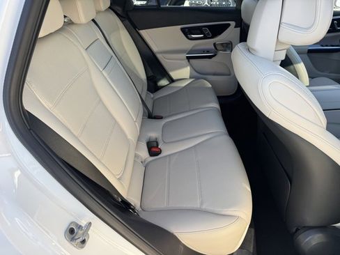 New 2026 Mercedes-Benz GLC 300 4MATIC image 5