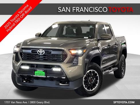 Certified 2025 Toyota Tacoma TRD Off-Road image 1