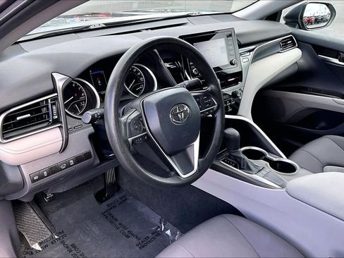 Used 2023 Toyota Camry LE w/ Convenience Package image 17