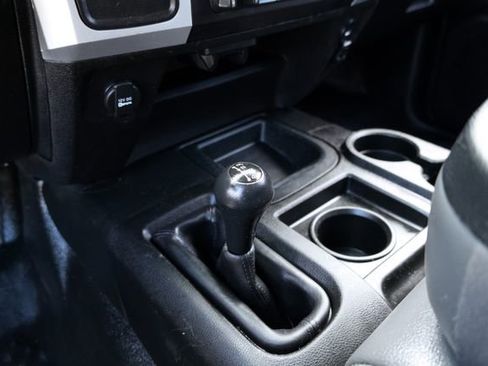 Used 2018 RAM 2500 Tradesman w/ Chrome Appearance Group AWD/4WD image 39