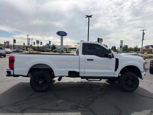 Used 2024 Ford F250 XL w/ STX Appearance Package AWD/4WD image 5