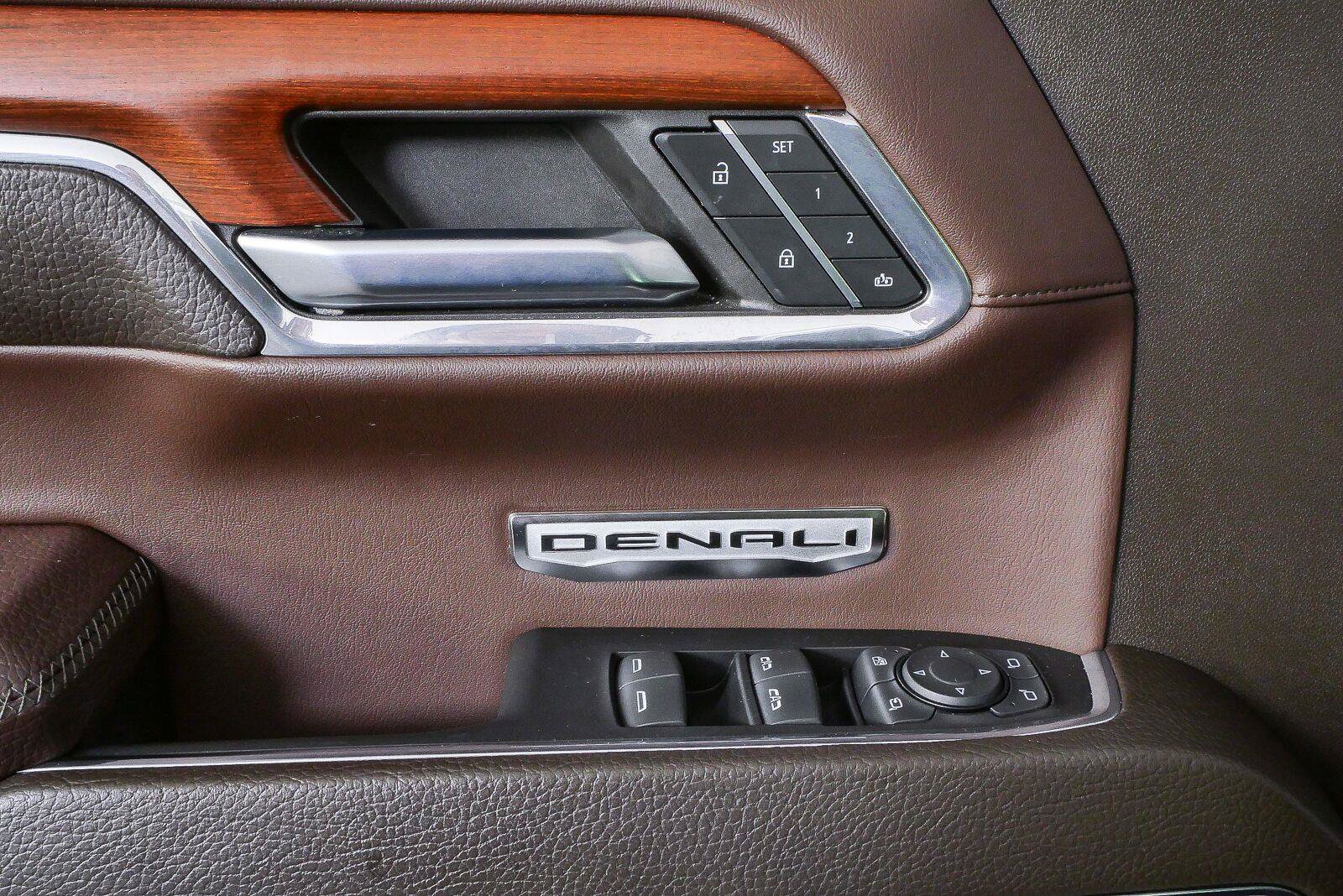 Used 2023 GMC Sierra 1500 Denali w/ Denali Reserve Package AWD/4WD image 6
