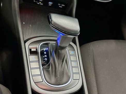 Used 2025 Hyundai Kona SEL image 24