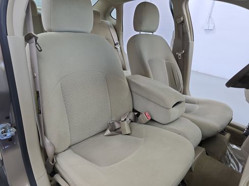 Used 2006 Buick LaCrosse CX FWD image 10