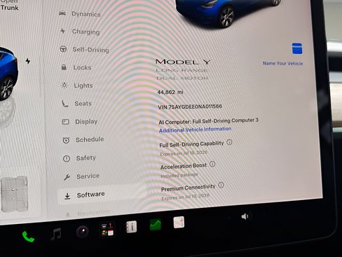 Used 2022 Tesla Model Y Long Range AWD/4WD image 10