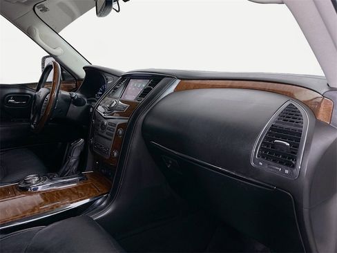 Used 2019 INFINITI QX80 Luxe w/ Proassist Package image 29