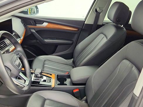 Used 2023 Audi Q5 2.0T Premium Plus w/ Premium Plus Package AWD/4WD image 21