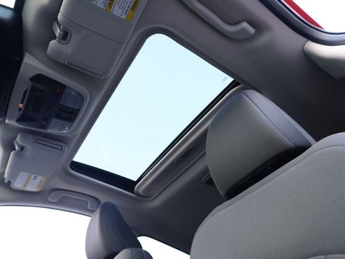 New 2026 Subaru Crosstrek 2.0i Premium image 18