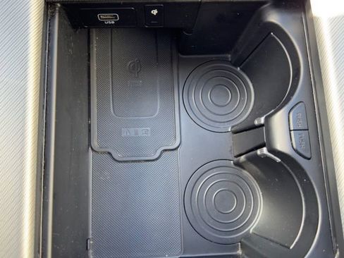 Used 2024 Hyundai Palisade SEL image 24