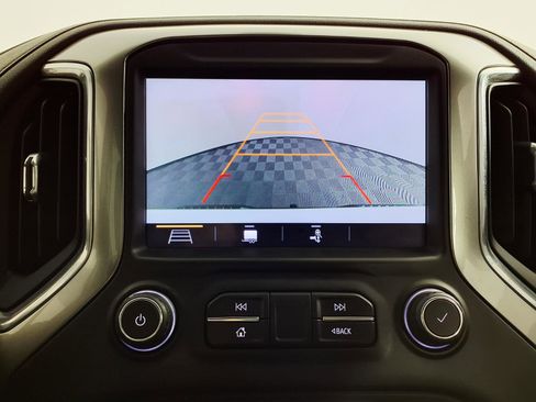 Used 2019 Chevrolet Silverado 1500 LT Trail Boss AWD/4WD image 19