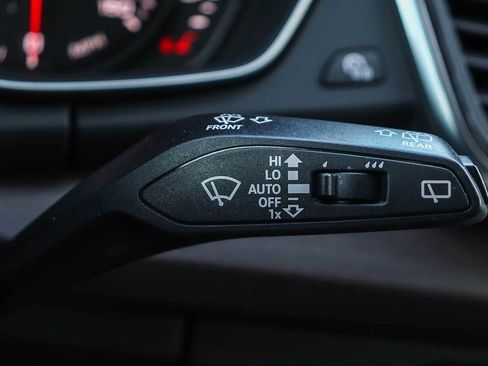 Used 2023 Audi Q5 2.0T Premium w/ Convenience Package image 33