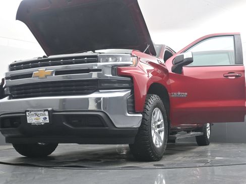 Used 2020 Chevrolet Silverado 1500 LT w/ Texas Edition AWD/4WD image 40