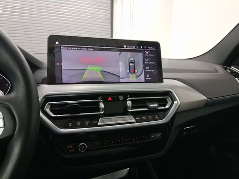 Used 2024 BMW X3 sDrive30i w/ Premium Package image 25