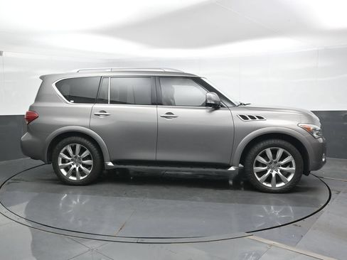 Used 2013 INFINITI QX56 4WD w/ Theater Pkg image 3