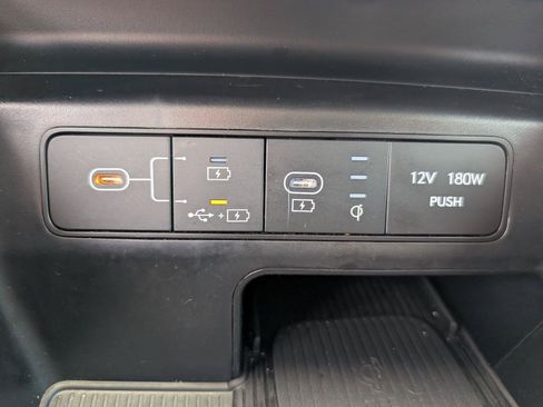 Used 2025 Hyundai Tucson SEL FWD image 17