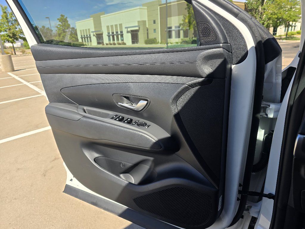 New 2026 Hyundai Tucson SEL AWD/4WD image 18