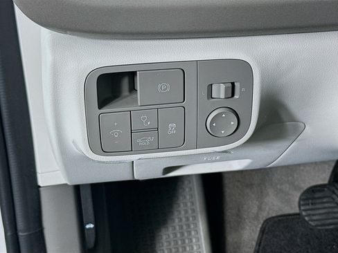 Used 2024 Hyundai Ioniq 6 SEL RWD image 17