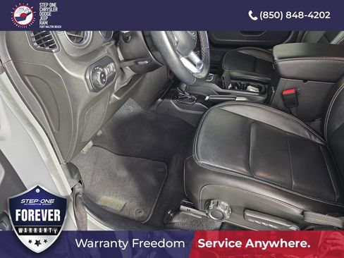 Used 2021 Jeep Gladiator Overland w/ Popular Equipment Package AWD/4WD image 11
