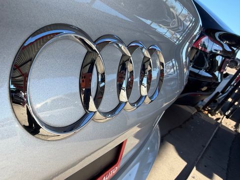 Used 2019 Audi A4 2.0T Premium image 14