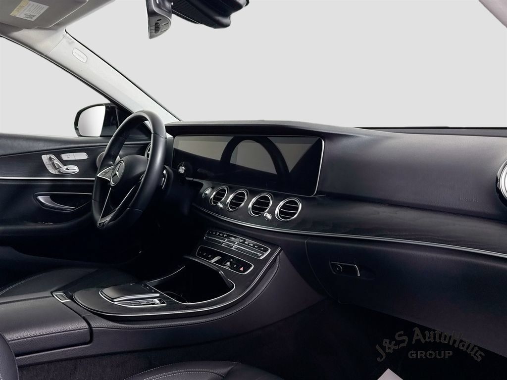 Used 2023 Mercedes-Benz E 350 4MATIC Sedan image 37