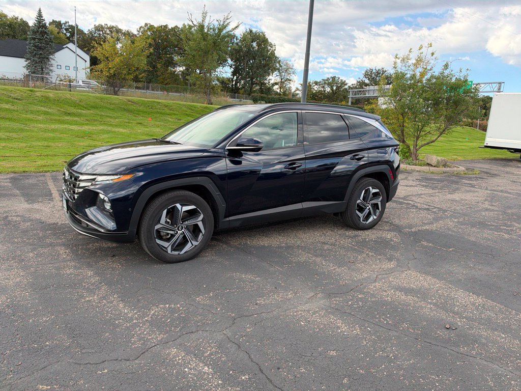 Used 2024 Hyundai Tucson Limited AWD/4WD image 3